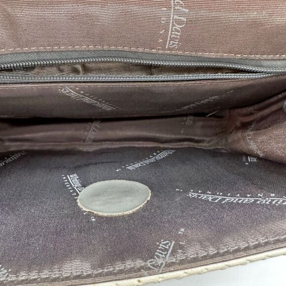 Vintage Whiting and Davis White Mesh Envelope Bag with Shoulder Crossbody Strap - Picture 6 of 6